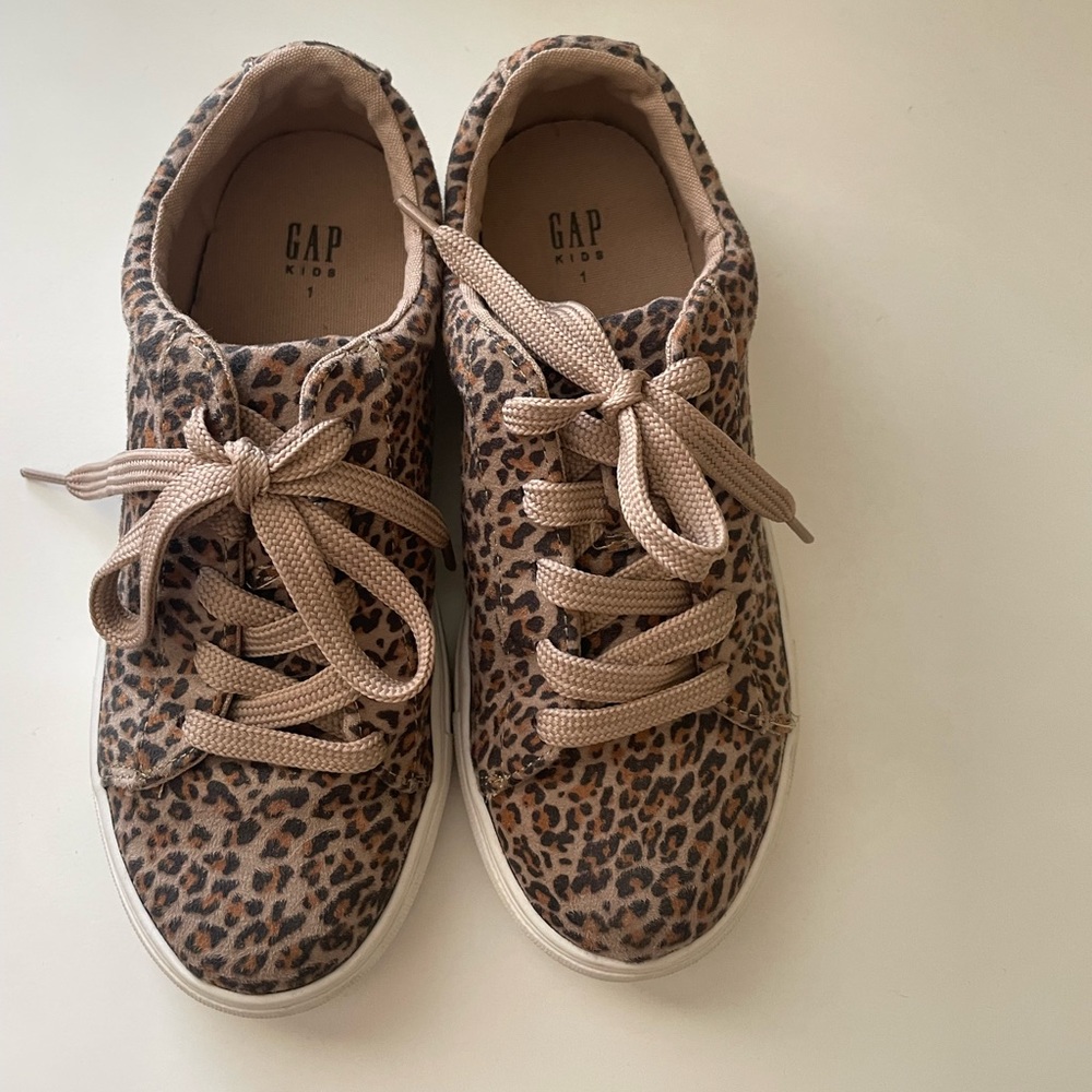 Gap size 1 girl shoes.